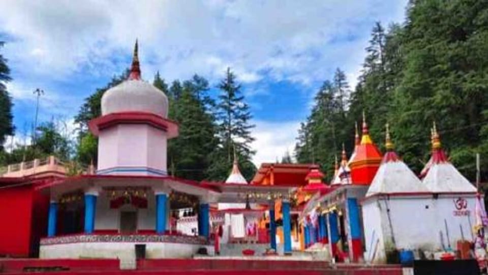 Slept in temple with stolen goods in champawat