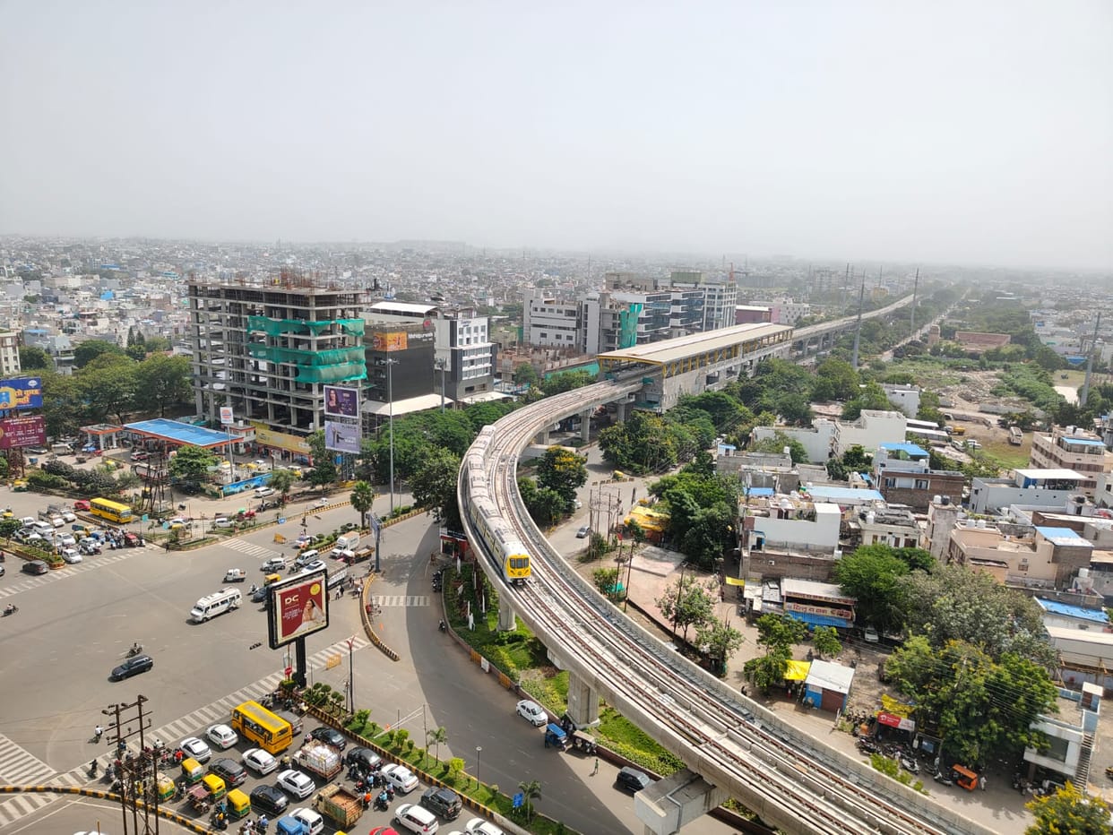 Indore: Now the trial run of the metro train with speed in Indore, ran for 17 kilometers.