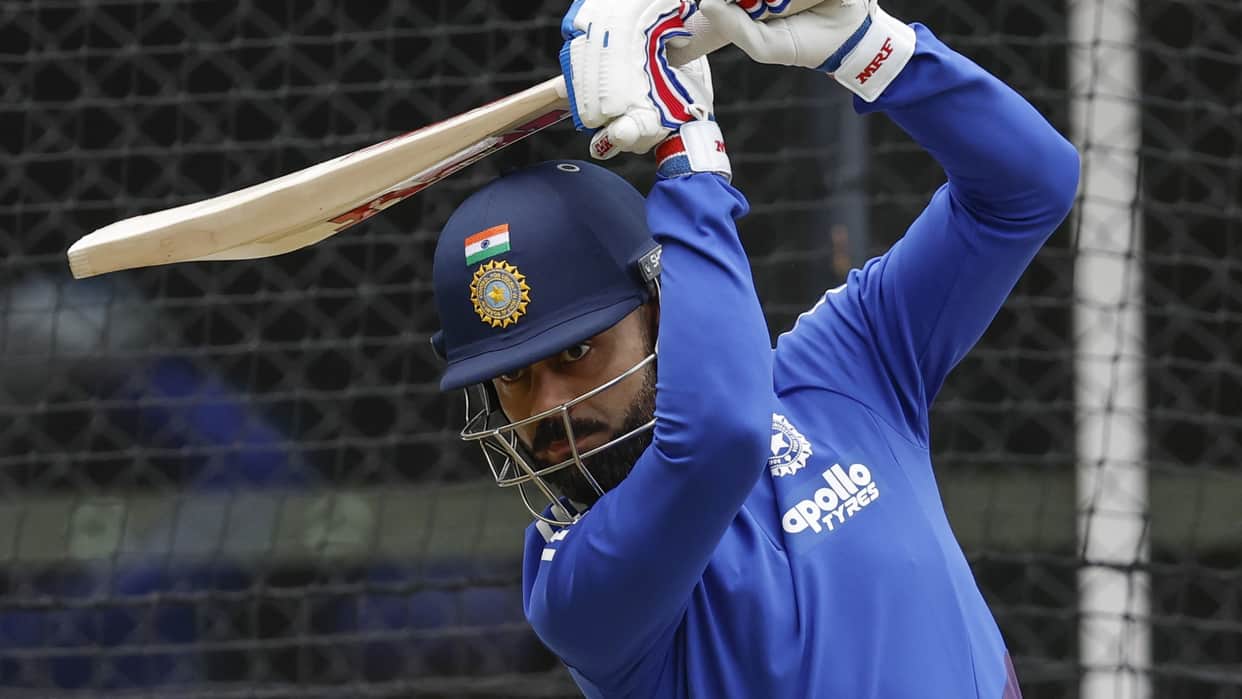 Irfan Pathan urges Virat Kohli to remain calm after back-to-back ducks in Perth and Adelaide
