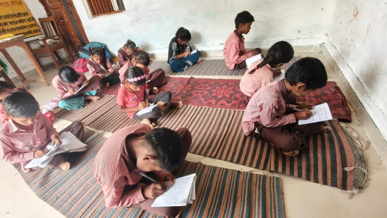 More teachers will be accommodated in 4000 single schools in Uttar Pradesh.