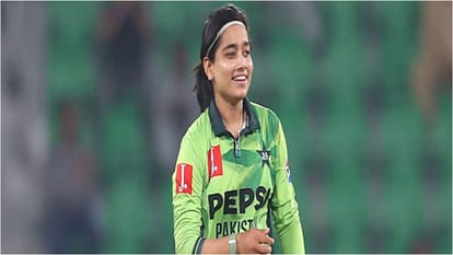 Pakistan's Fatima Sana scores fastest Women's T20I fifty broke Richa Ghosh, Sophie Devine, Phoebe record