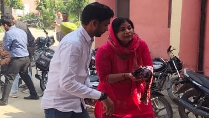 UP: Father shoots son and daughter-in-law in Muzaffarnagar, son dead, daughter-in-law in critical condition