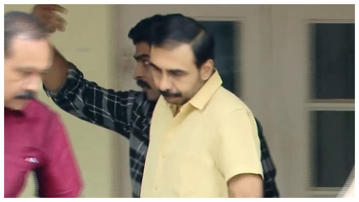 accused of stealing gold from Sabarimala temple approached  court for bail