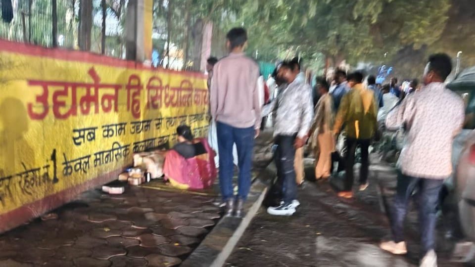 indore news Drive to make Indore beggar-free