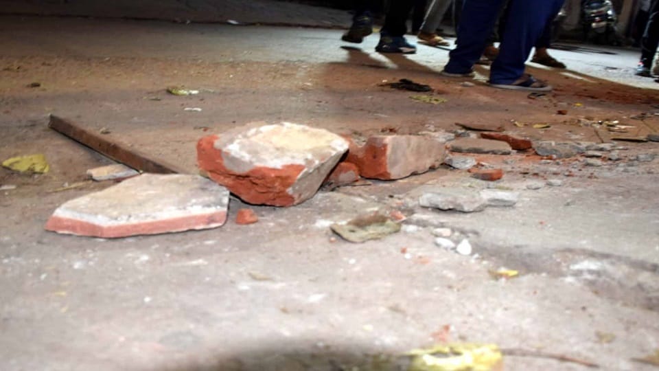 Two groups clashed in Bhagwan Nagar Aligarh