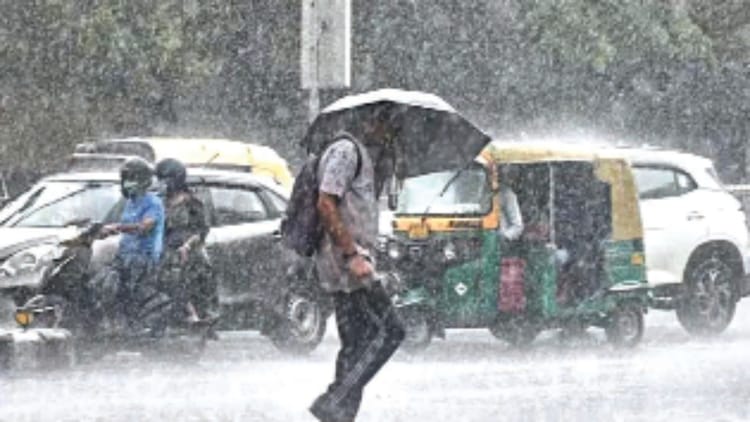 Rajasthan Rain Alert :बदला राजस्थान का मौसम- आज 17 जिलों में बारिश का अलर्ट, 7 में अतिभारी वर्षा की चेतावनी