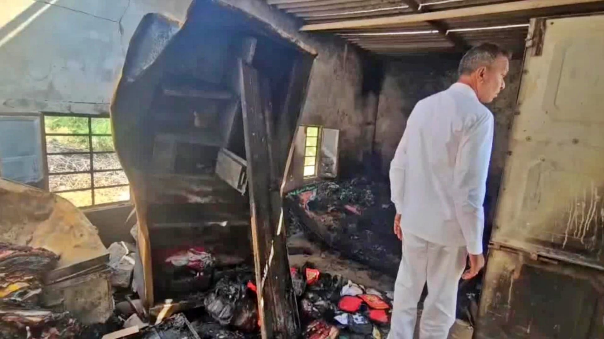 Barmer Fire Tragedy Two Cousins Killed, One Critically Injured in House Fire Check Latest updates in Hindi