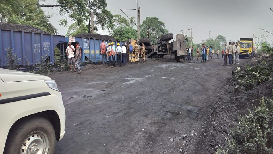 Loader vehicle collides with goods train at Gevra coal mine driver killed panic ensues after accident in Korba