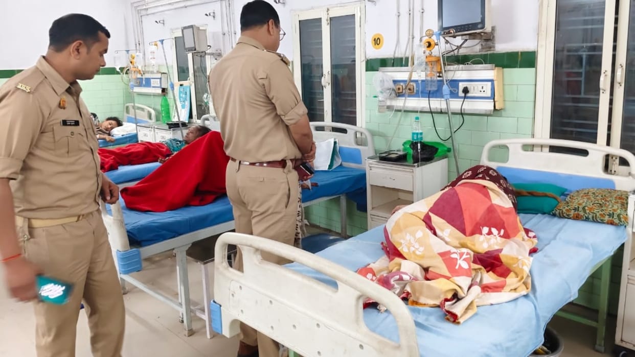 Girlfriend consumes poison at boyfriend house in Bareilly