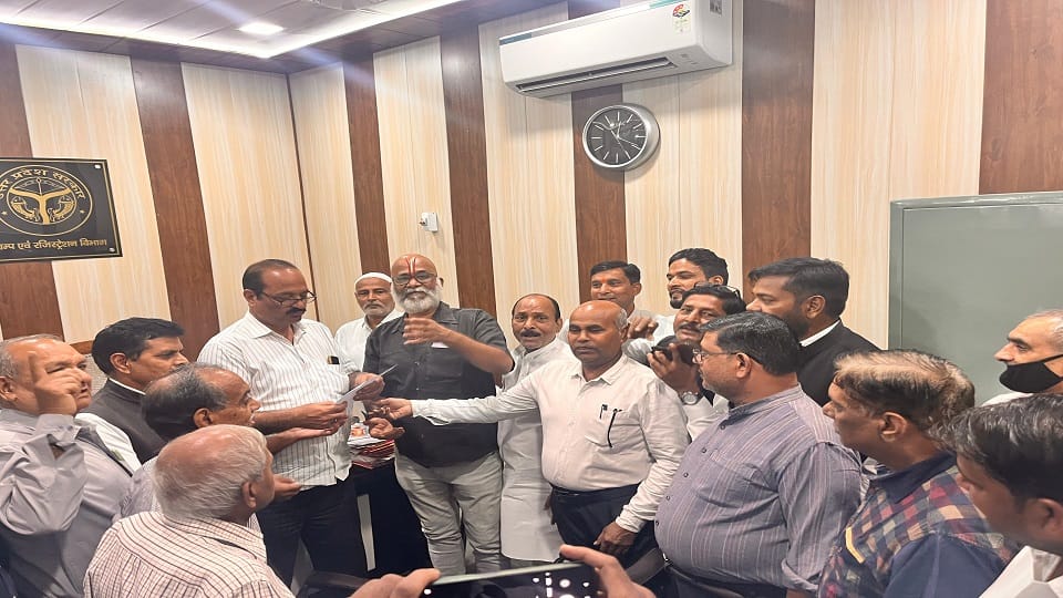 Advocates created ruckus in Agra tehsil over non-registration of deed