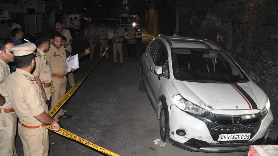 young man committed suicide by shooting himself inside car near DM Compound Colony in Lucknow