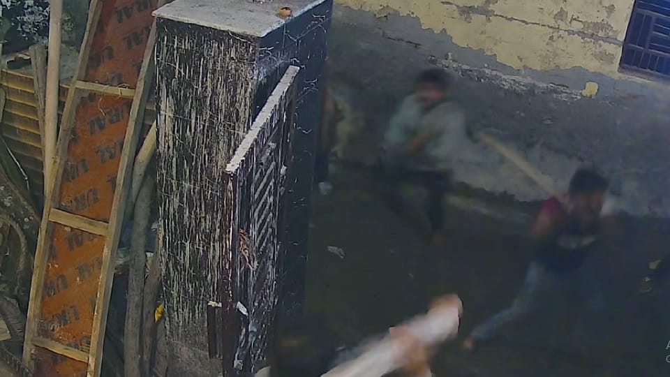 Attack on man returning home in greater noida