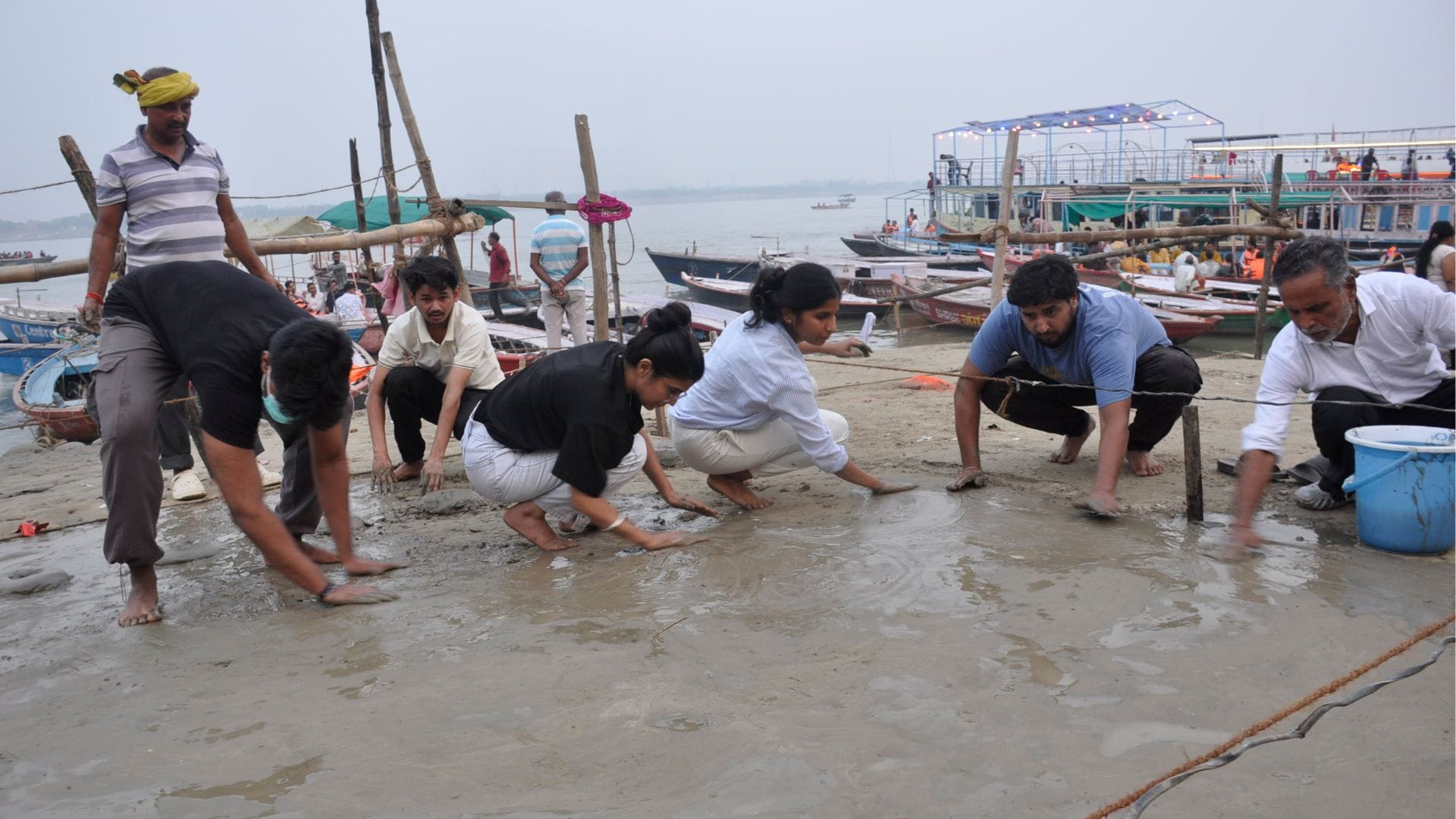 Chhath Puja Gourd and rice prepared with Ganga water 36-hour fast begins today with Kharna