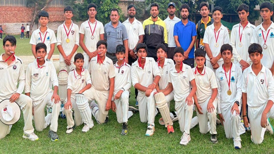 PWS Pathankot team wins gold in District School Games Under-14 Cricket Tournament
