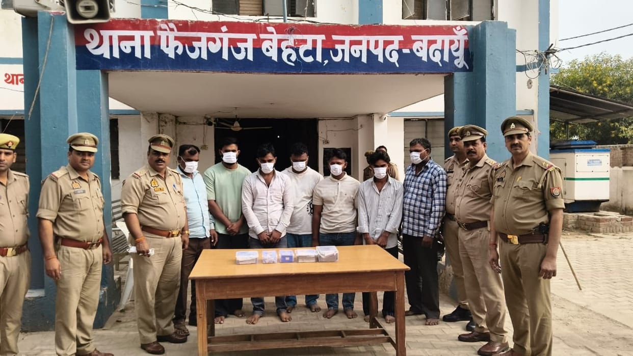 Nine criminals arrested for stealing Rs one crore from a transgender's house in budaun
