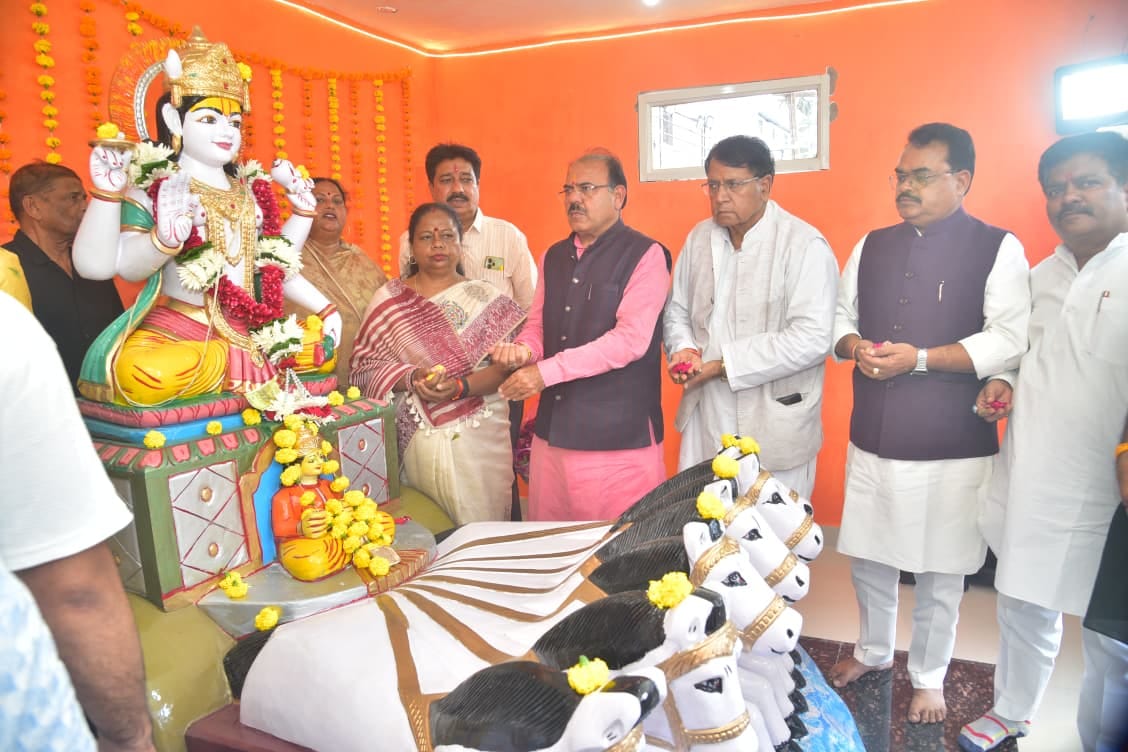 MP News: The state's first Chhath Maiya temple was built in Bhopal, Chhath Maiya was seated on the Surya chari