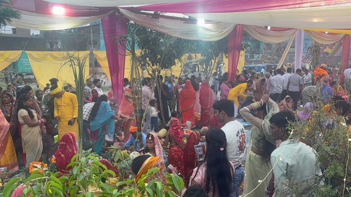Chhath Festival 2025 devotees Doing sunset Puja during 36 hours of waterless fast in Uttarakhand Photos