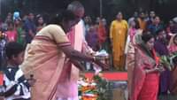 राष्ट्रपति द्रौपदी मुर्मू ने की छठ पूजा।