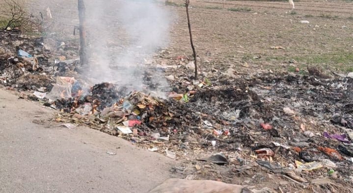 Garbage Burning for a Week Residents Struggle to Breathe