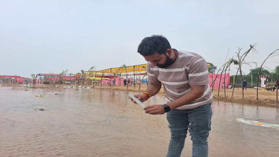 Kanhar River becomes the center of faith for Chhath festival One of the purest water sources
