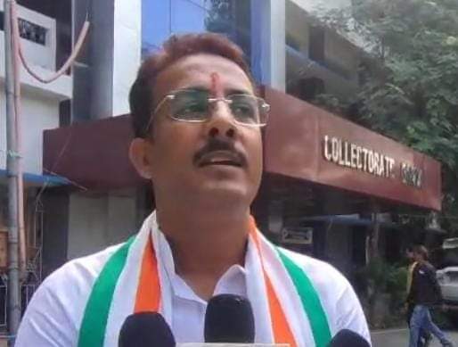 महागठबंधन प्रत्याशी पर आचार संहिता उल्लंघन का केस।