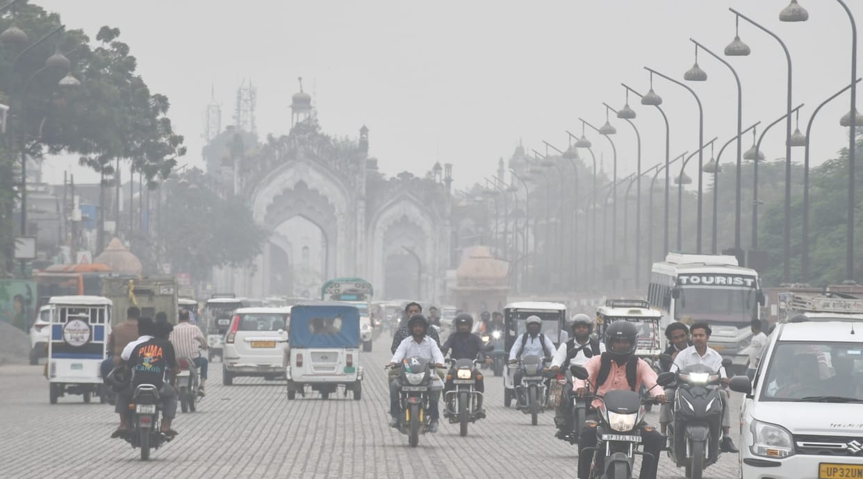 UP: Rain warning issued in several districts due to Cyclone Montha, mercury may drop by four to five degrees;