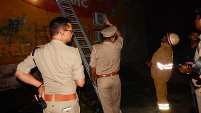 Moradabad: A massive fire broke out in a restaurant after four cylinders exploded.