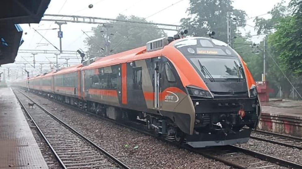 UP: Vande Bharat train runs on Mahoba tracks for the first time,