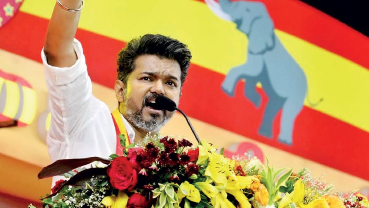 Actor Vijay Meets Karur Stampede Victims Families Apologises To Them