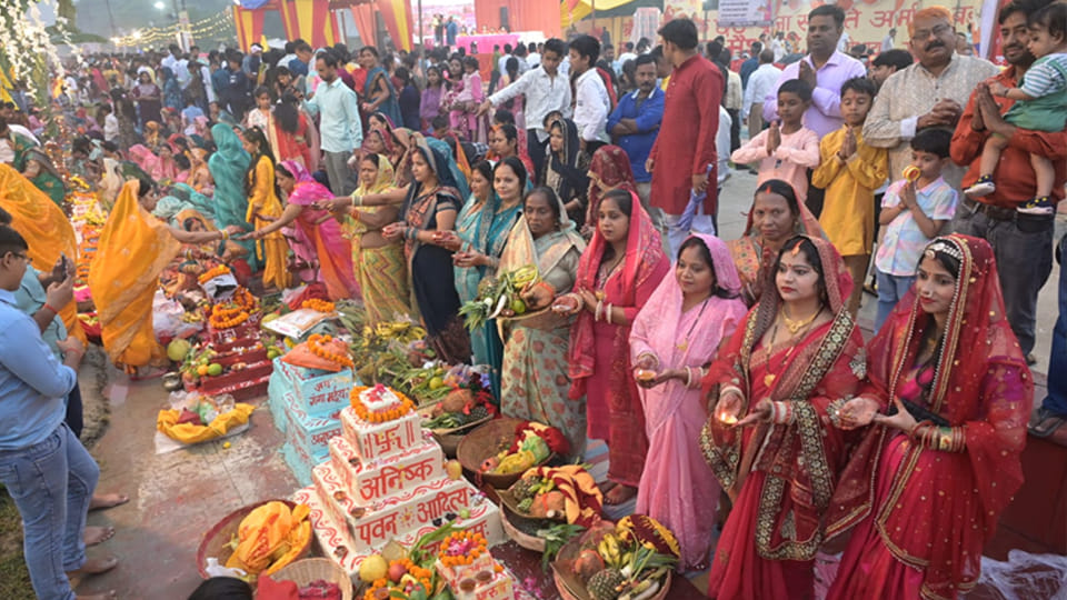 Kanpur:  fast was broken by offering prayers to the rising Sun