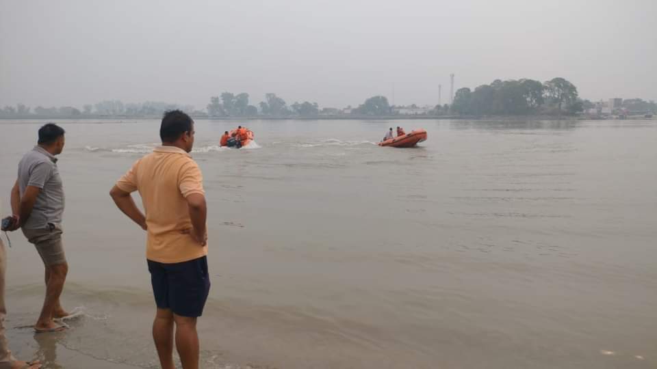 गंगा में डूबा जवान