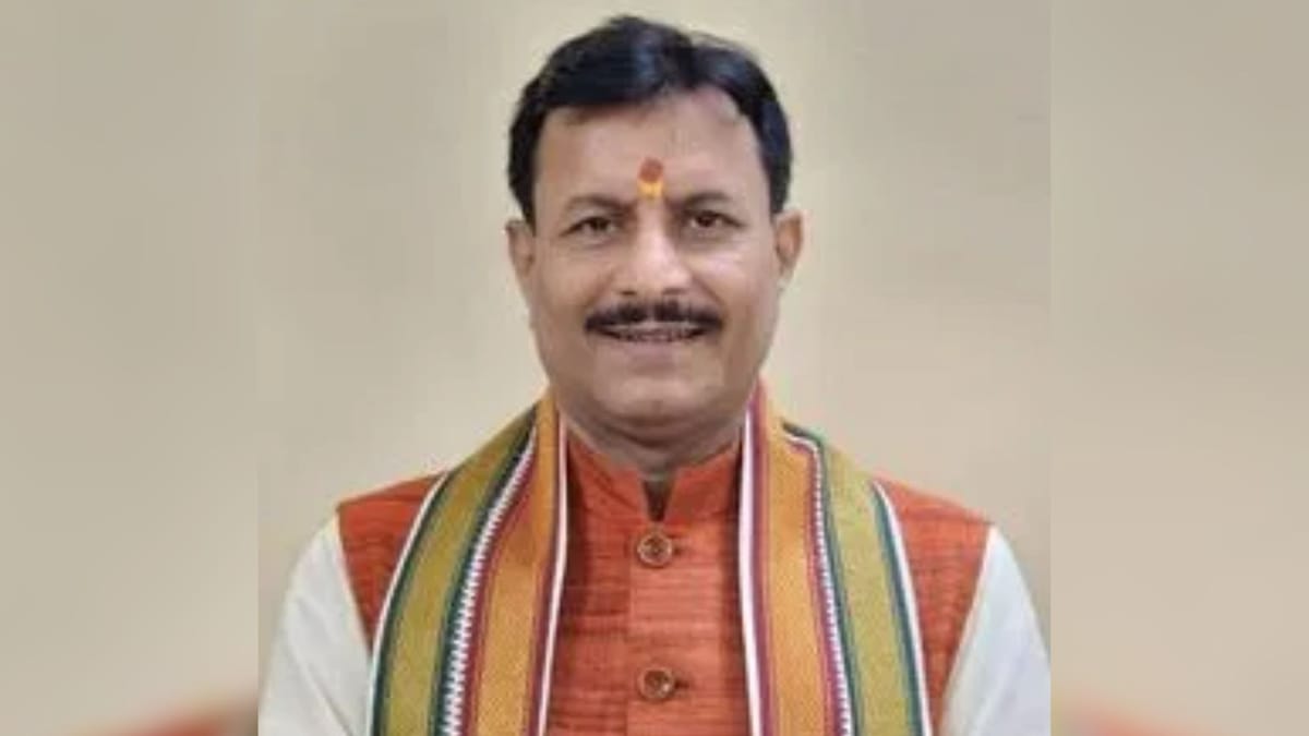 Varanasi: दूसरी बार संस्कृत विश्वविद्यालय के कुलपति बने प्रो. बिहारी लाल शर्मा, राजभवन ने जारी किया आदेश
