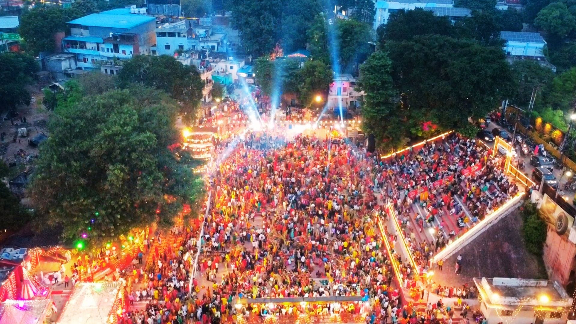 Chhath first offerings were made to Sun varanasi ghats and ponds songs dedicated to Chhathi Maiya song
