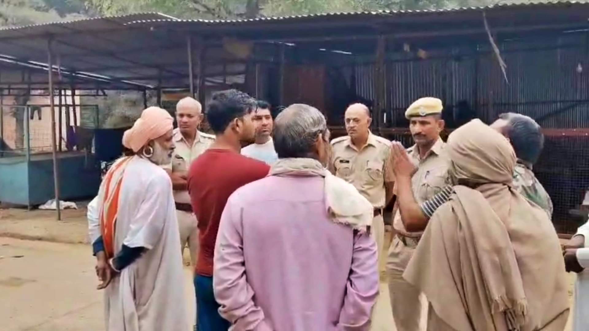 घटना की जांच में जुटी पुलिस