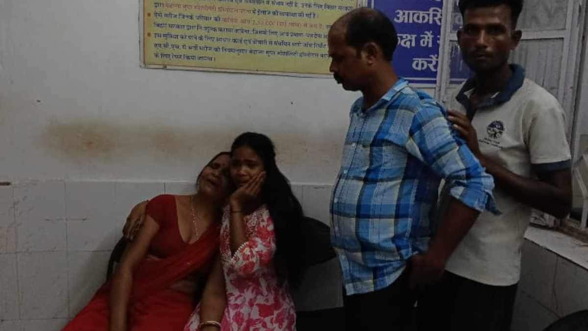 शोकाकुल परिजन