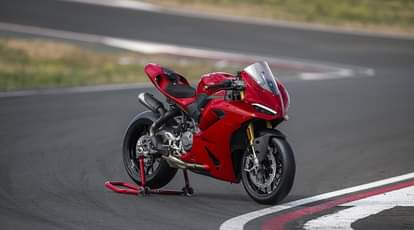 2025 Ducati Panigale V2 and V2 S Supersport Bike Launched in India Know Price Features Specifications