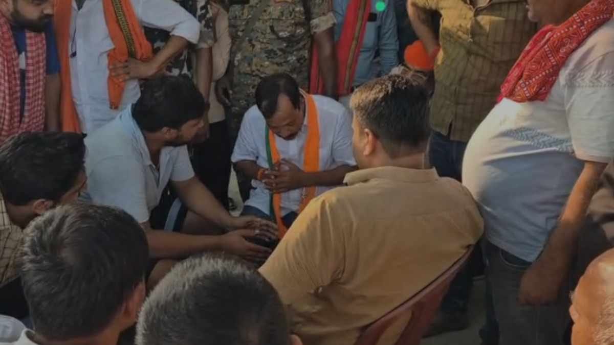 bjp mla awadhesh singh faces public anger in vaishali villagers protest over lack of development