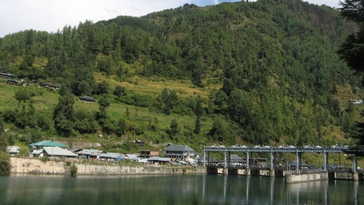 Himachal Pradesh Production in Shanan and Bassi power projects dropped by 40 percent know the reason