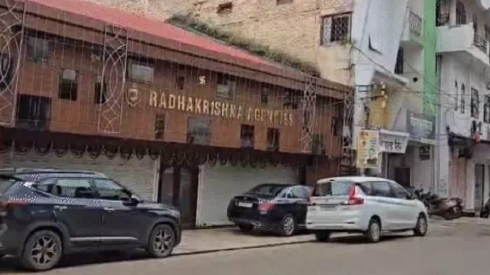 ACB and EOW raids at several places including Raipur, Durg-Bhilai, Rajnandgaon