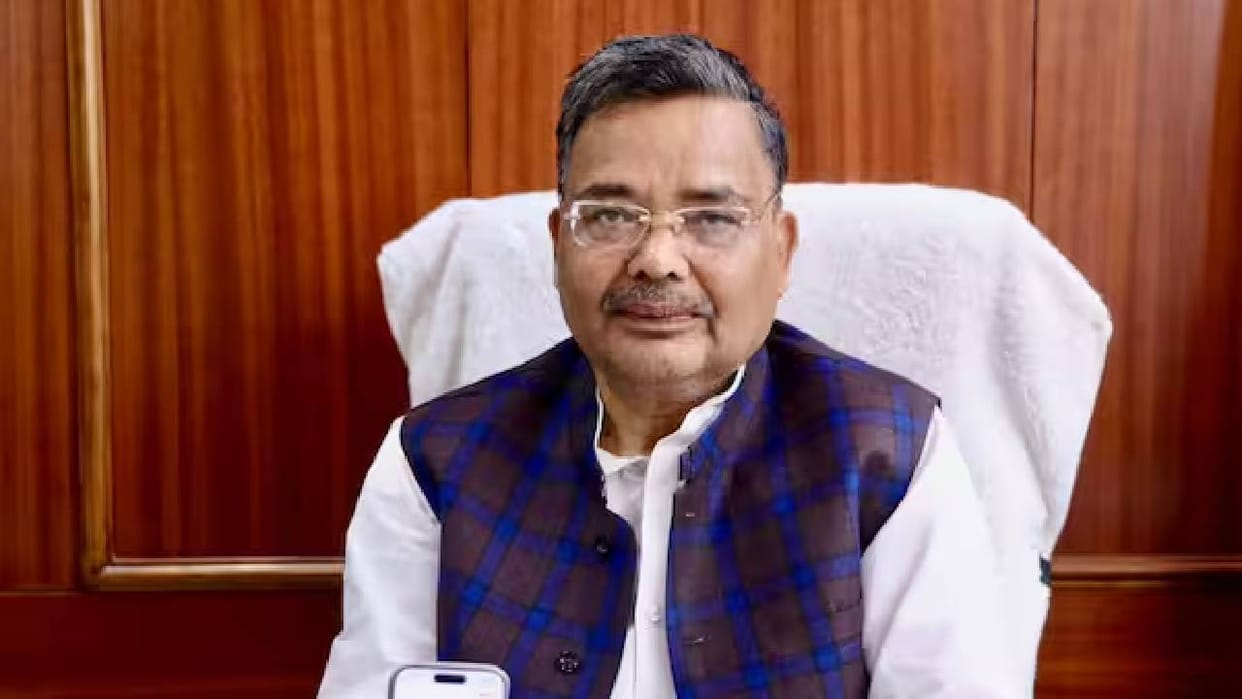 UP: AI cameras will now monitor tourist safety at Ayodhya, Kashi, and Gorakhpur temples, the minister said
