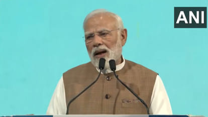 प्रधानमंत्री नरेंद्र मोदी