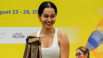 अनाहत सिंह