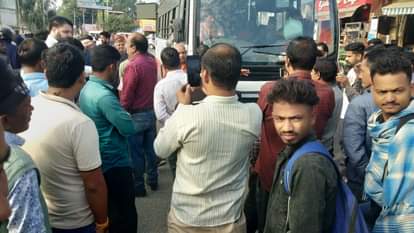 वाहनों का संचालन ठप