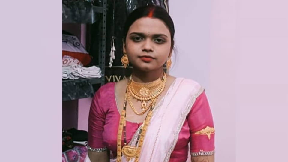 Etawah: Married woman hanged herself; married six months ago