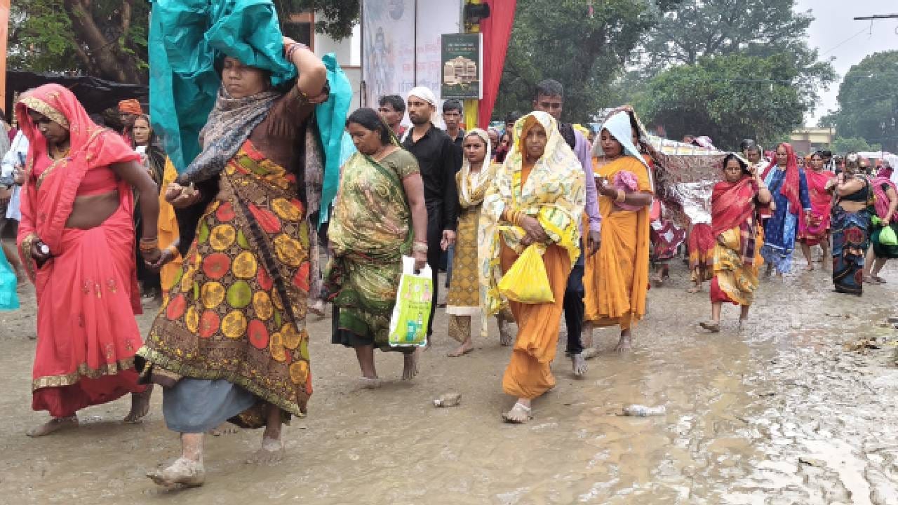 Ayodhya: Chaurasi Kosi Parikrama… 25 lakh devotees reached amidst rain, Saryu banks echoed with the name 'Ram'