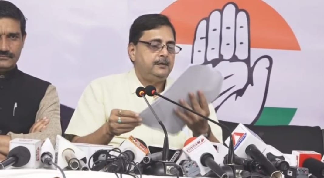 MP News: Congress declared Hindi University's electro homeopathy course illegal, threatened to go to court