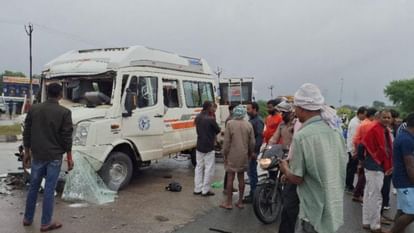 वाराणसी-लखनऊ हाईवे पर हादसा: अयोध्या दर्शन के लिए जा रहे श्रद्धालुओं को ट्रक ने मारी टक्कर, 10 लोग घायल Jaunpur road accident 10 devotees injured in truck collision on Varanasi-Lucknow highway