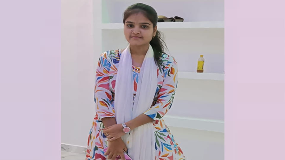 Mahoba: student, distressed by blackmailing, committed suicide by hanging herself