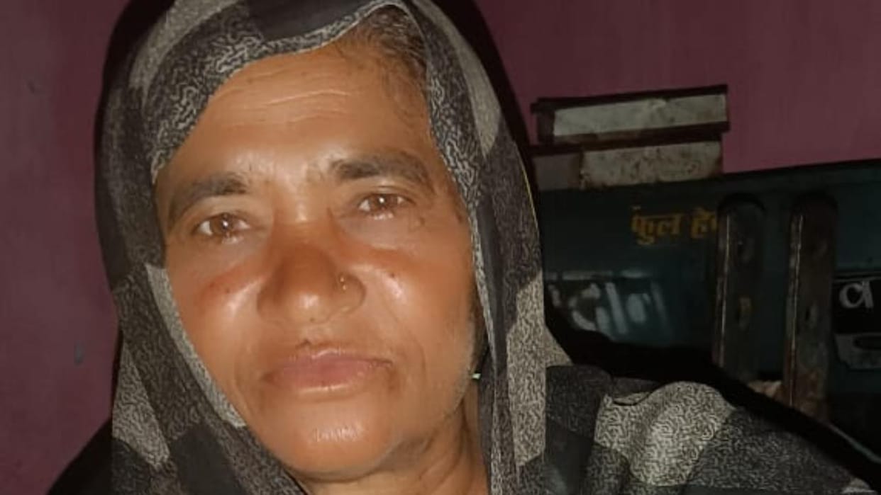 Jhansi: A mother on her way to jail to meet her son was crushed by a speeding dumper...death