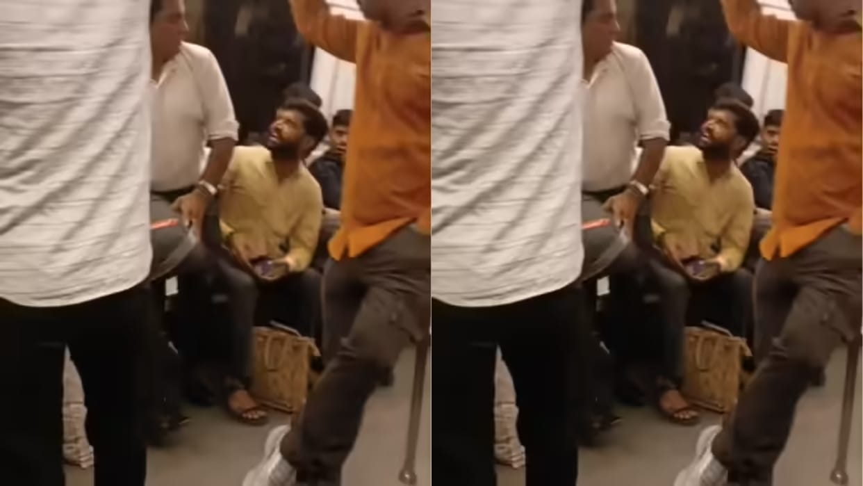 Two young men fight over a seat in the metro exchange slaps and punches Video goes Viral on Internet